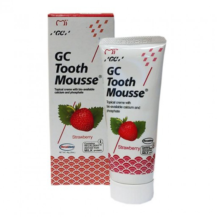 GC Tooth Mousse Strawberry ремінералізуючий крем для чутливих зубів без фтору, 35 мл